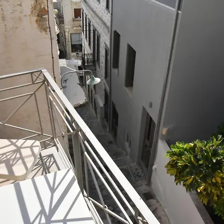 Apartament Ariti Ermupoli